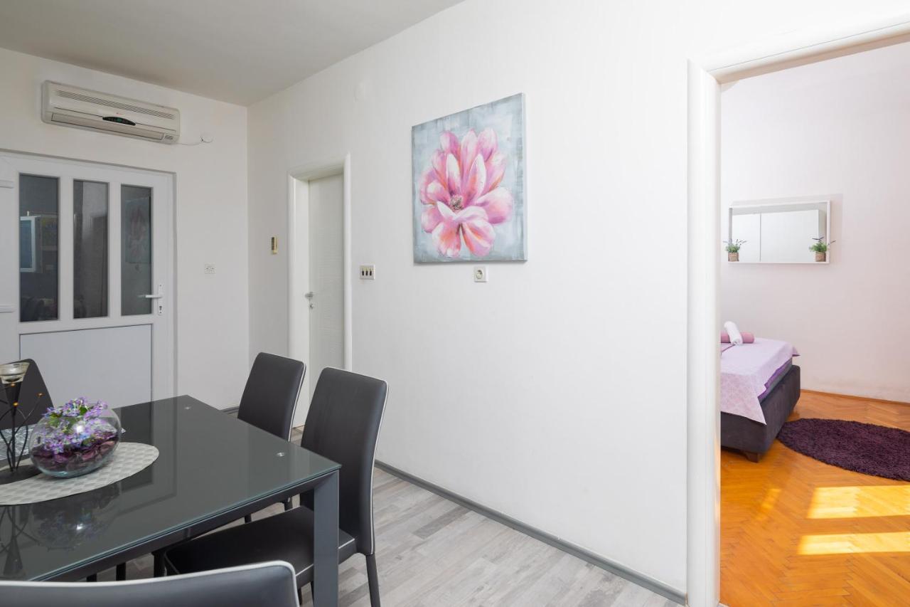 Sky Way Apartments Dugi Rat Bagian luar foto