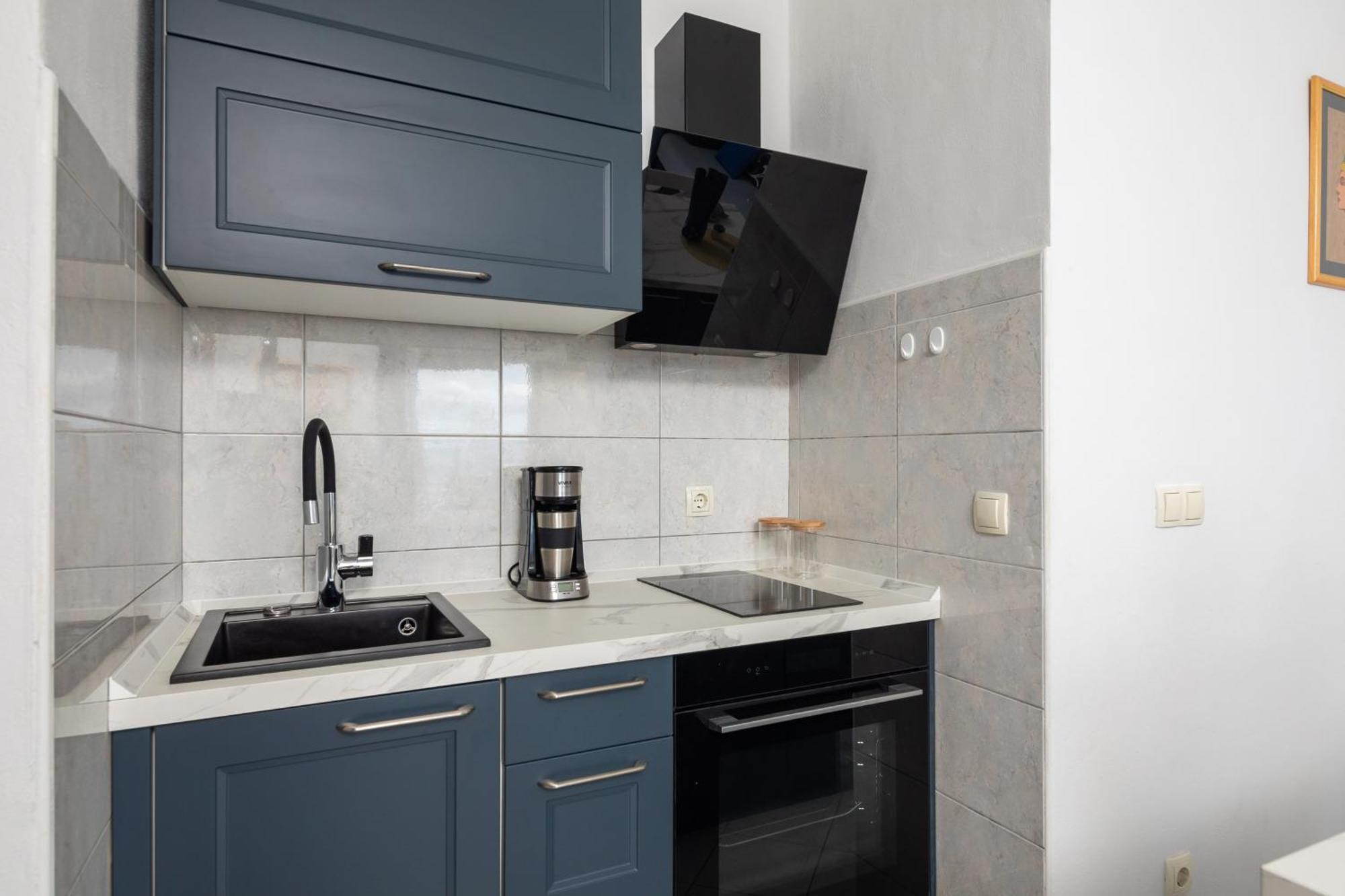 Sky Way Apartments Dugi Rat Bagian luar foto